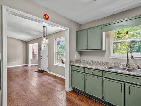 Tiny photo for 1543 San Luis Road, Tallahassee, FL 32304 (MLS # 402512)