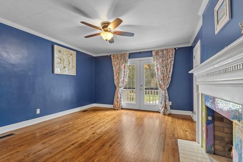 Tiny photo for 3418 Lakeshore Drive, Tallahassee, FL 32312 (MLS # 391894)