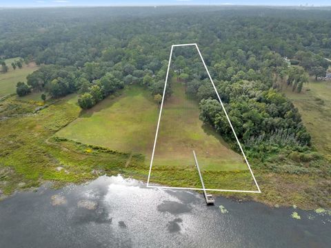 Tiny photo for 3418 Lakeshore Drive, Tallahassee, FL 32312 (MLS # 391894)