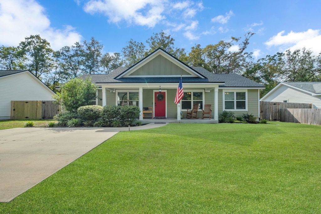 Photo of 38 Lee Street, Crawfordville, FL 32327 (MLS # 391976)