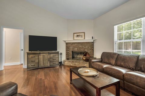 Tiny photo for 3489 Cedarwood Trail, Tallahassee, FL 32312 (MLS # 401233)