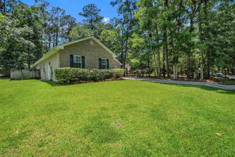 Tiny photo for 3489 Cedarwood Trail, Tallahassee, FL 32312 (MLS # 401233)