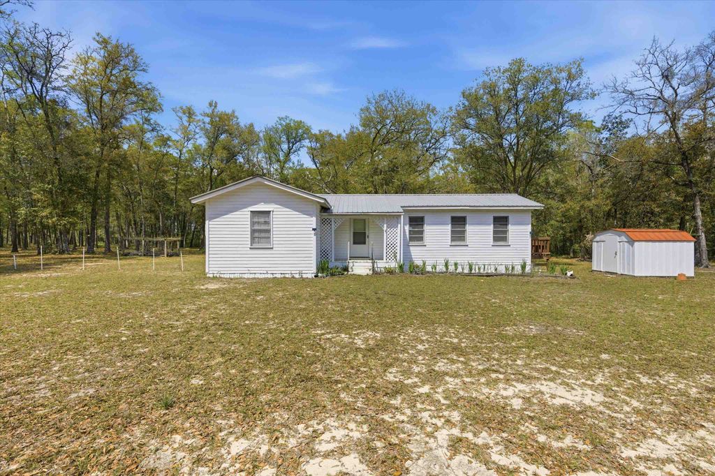 Photo of 3554 Bristol Highway, Quincy, FL 32351 (MLS # 397957)