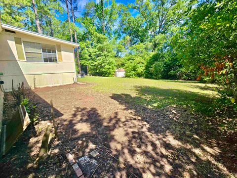 Tiny photo for 1424 WOODGATE Way, Tallahassee, FL 32308 (MLS # 399656)