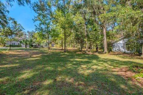 Tiny photo for 3120 Flastacowo Road, Tallahassee, FL 32310 (MLS # 393507)