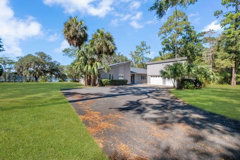 Tiny photo for 3120 Flastacowo Road, Tallahassee, FL 32310 (MLS # 393507)