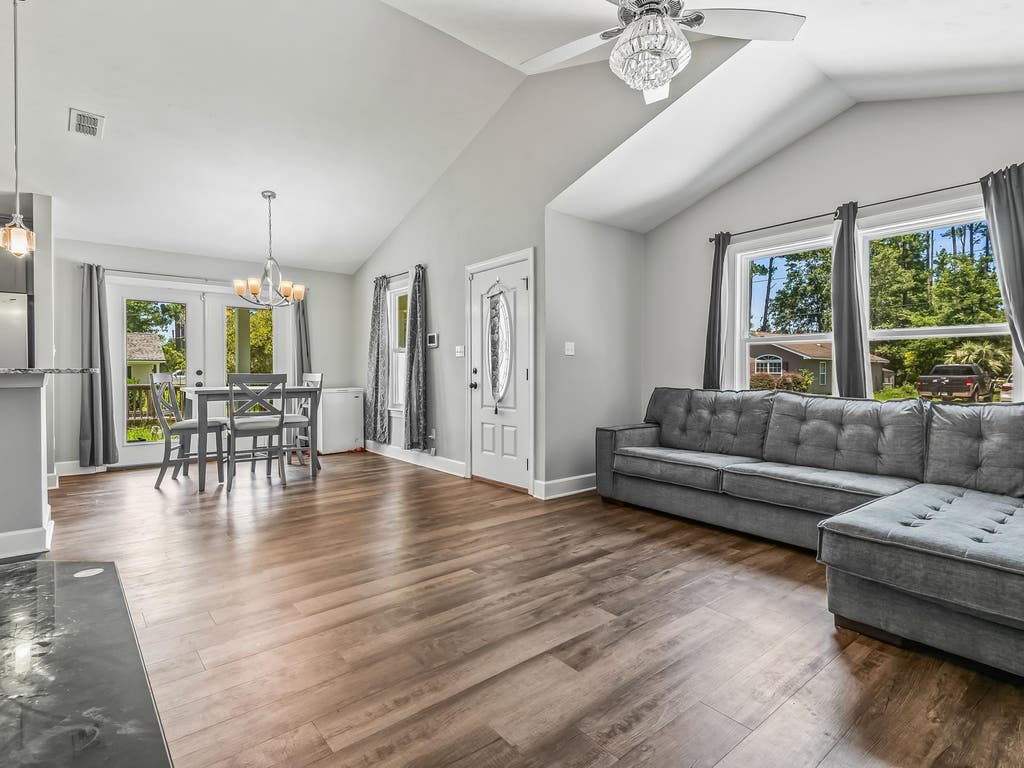Photo of 54 Shar Mel Re Lane, Crawfordville, FL 32327 (MLS # 401704)
