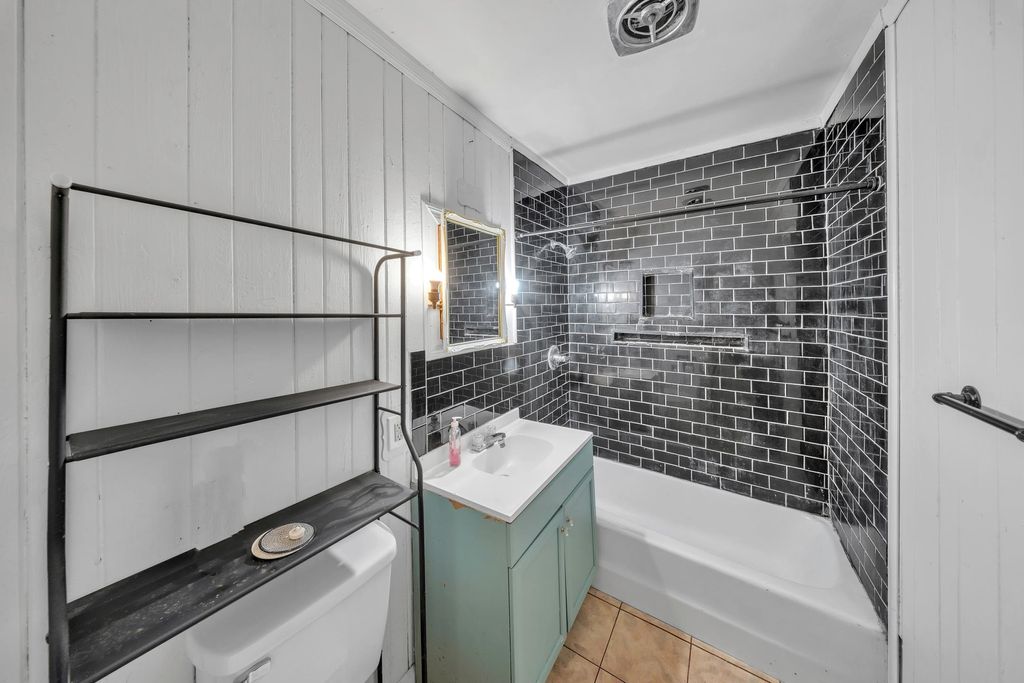 Photo of 641 SW Horry Avenue, Madison, FL 32350 (MLS # 397476)