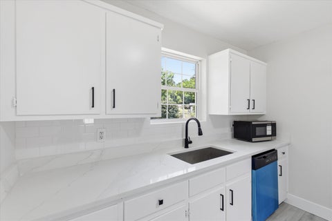Tiny photo for 412 Georgetown Drive, Tallahassee, FL 32305 (MLS # 400917)