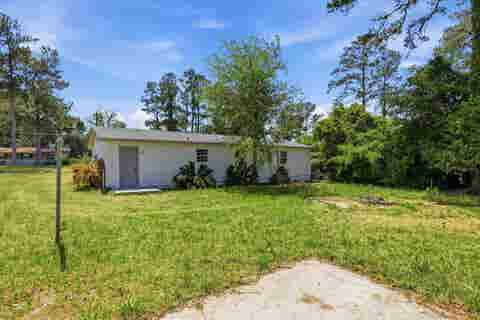 Tiny photo for 412 Georgetown Drive, Tallahassee, FL 32305 (MLS # 400917)