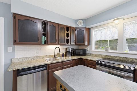 Tiny photo for 817 Alliegood Avenue, Tallahassee, FL 32303 (MLS # 398237)