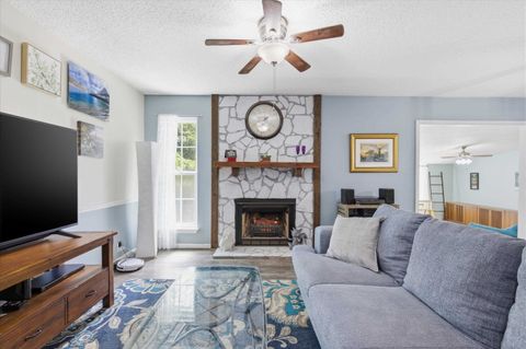 Tiny photo for 817 Alliegood Avenue, Tallahassee, FL 32303 (MLS # 398237)