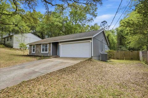 Tiny photo for 817 Alliegood Avenue, Tallahassee, FL 32303 (MLS # 398237)