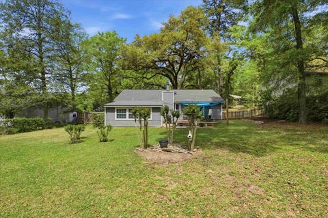 Tiny photo for 817 Alliegood Avenue, Tallahassee, FL 32303 (MLS # 398237)