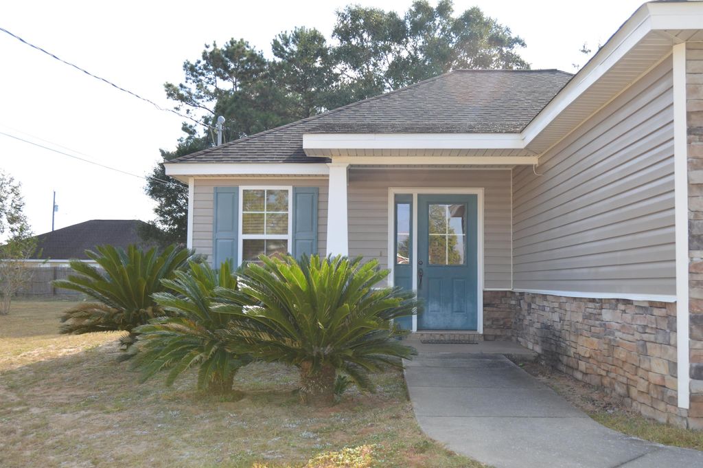 Photo of 65 Deloris Madison Drive, Midway, FL 32343 (MLS # 391356)