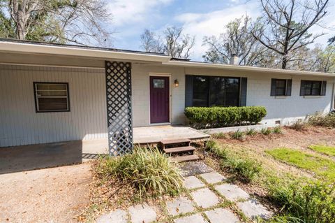 Photo of 2025 Wahalaw Nene, Tallahassee, FL 32301 (MLS # 398113)