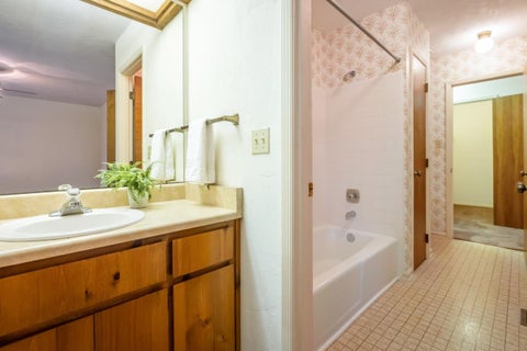 Tiny photo for 120 E 3rd Avenue, Tallahassee, FL 32303 (MLS # 402378)