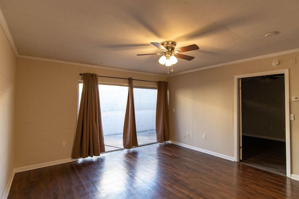 Photo of 2241 W Pensacola Street #83, Tallahassee, FL 32304 (MLS # 391508)