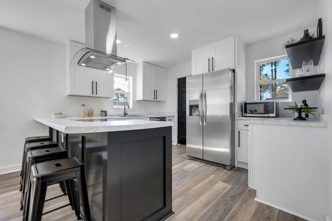 Tiny photo for 1410 Coleman Street, Tallahassee, FL 32310 (MLS # 393398)