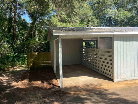 Tiny photo for 2111 Plantation Forest Drive, Tallahassee, FL 32317 (MLS # 391052)