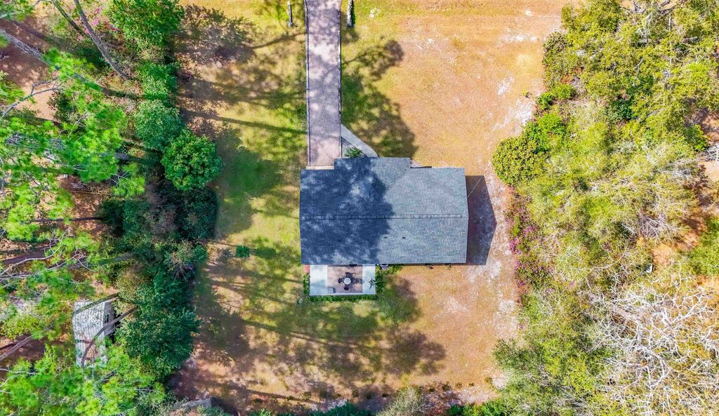 Photo of 8519 Forest Wood Drive, Tallahassee, FL 32305 (MLS # 396667)