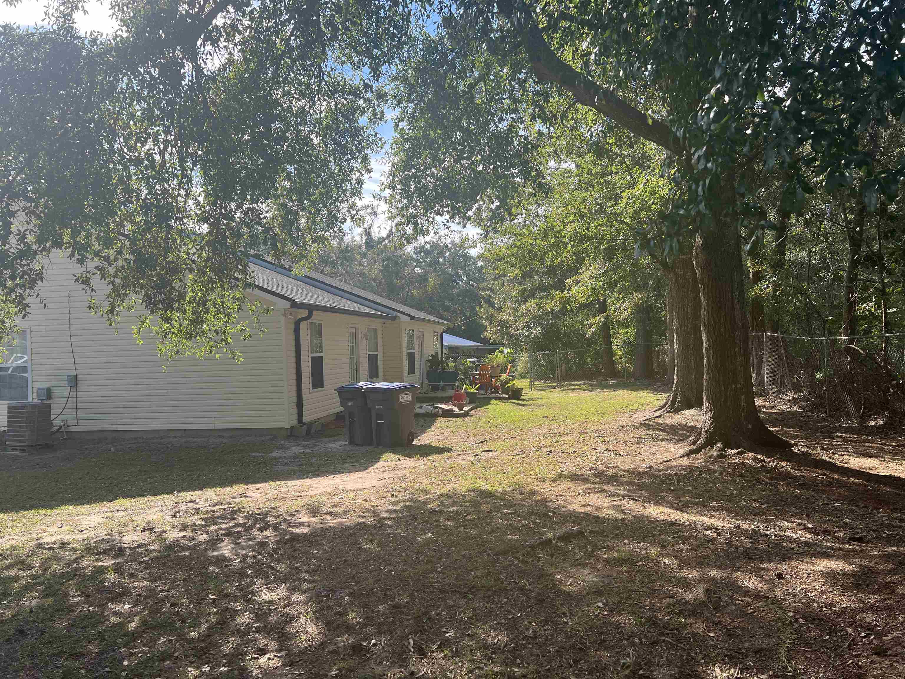 1496 Hampton Place 2