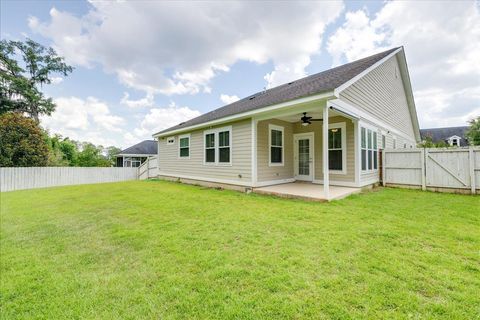 A home in TALLAHASSEE