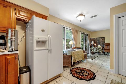 Tiny photo for 334 Hunters Crossing, Tallahassee, FL 32312 (MLS # 400193)