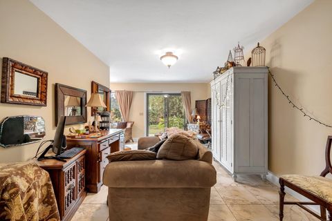 Tiny photo for 334 Hunters Crossing, Tallahassee, FL 32312 (MLS # 400193)