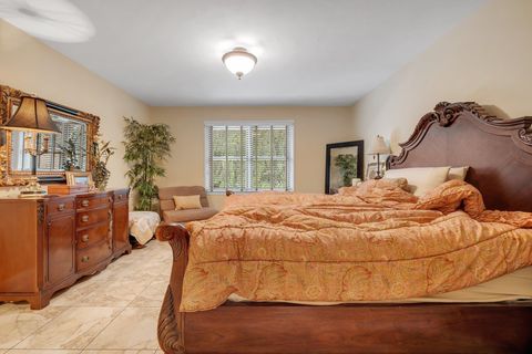 Tiny photo for 334 Hunters Crossing, Tallahassee, FL 32312 (MLS # 400193)