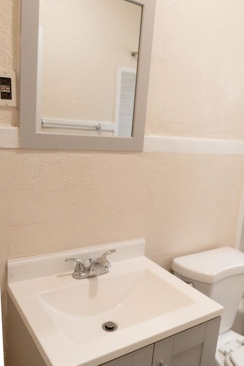 Tiny photo for 515 N MONROE STREET St, Tallahassee, FL 32301 (MLS # 395374)