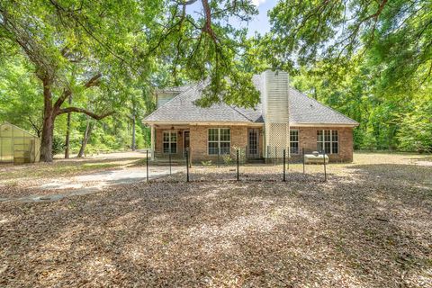 Tiny photo for 56 Reservation Court, Crawfordville, FL 32327 (MLS # 399404)