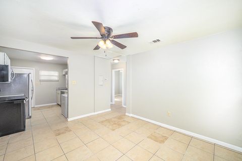 Tiny photo for 1101 California Street #1101/1103, Tallahassee, FL 32304 (MLS # 395698)