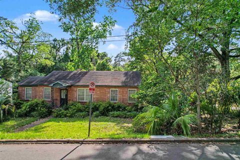 Tiny photo for 826 MARTIN Street, Tallahassee, FL 32303 (MLS # 400366)