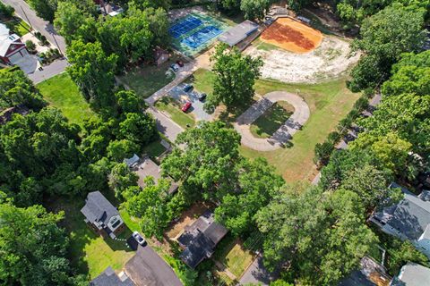Tiny photo for 826 MARTIN Street, Tallahassee, FL 32303 (MLS # 400366)