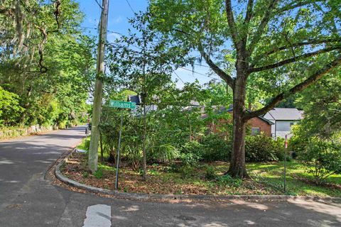 Tiny photo for 826 MARTIN Street, Tallahassee, FL 32303 (MLS # 400366)