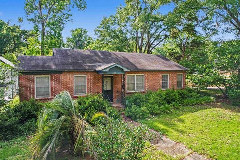 Tiny photo for 826 MARTIN Street, Tallahassee, FL 32303 (MLS # 400366)