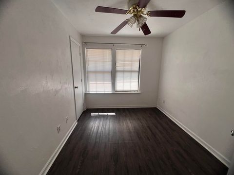 Tiny photo for 2201 N Timberwood Circle #128, Tallahassee, FL 32304 (MLS # 397417)