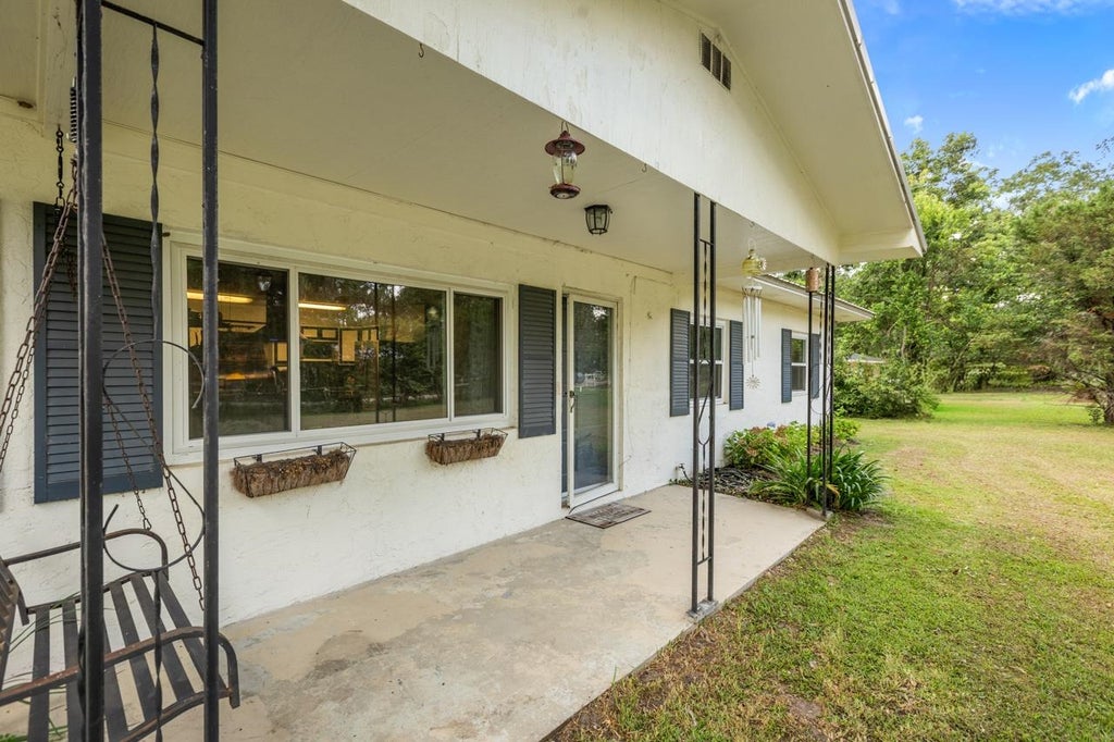 Photo of 395 Sunset Drive, Monticello, FL 32344 (MLS # 402340)