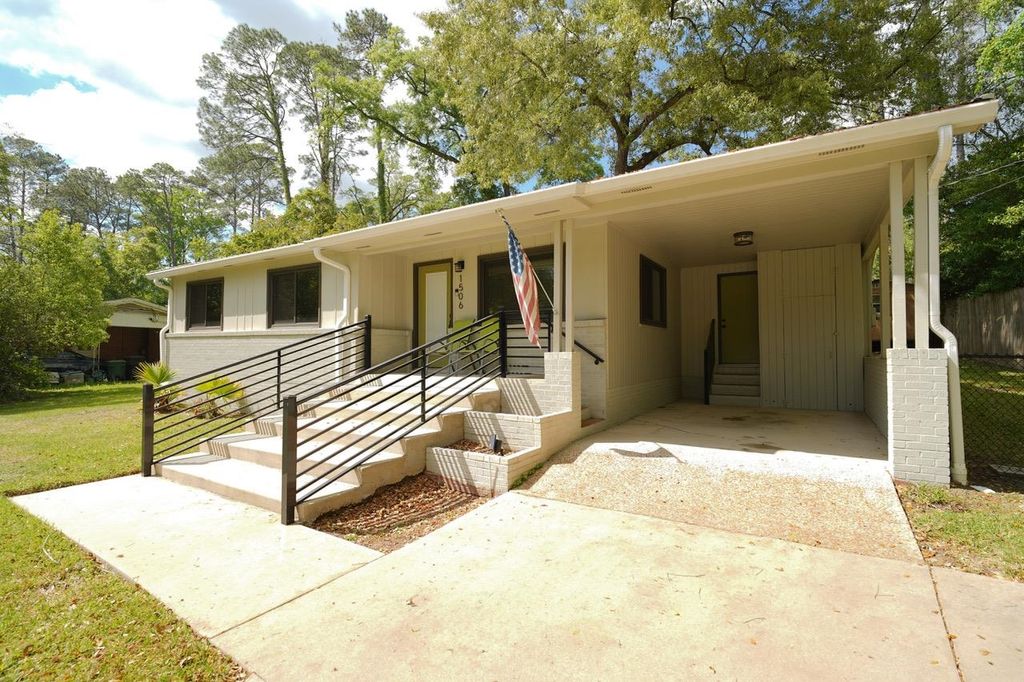 Photo of 1506 Sharon Road, Tallahassee, FL 32303 (MLS # 398741)