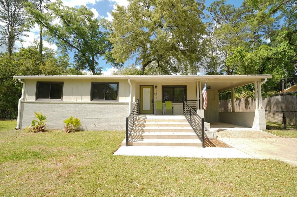 Photo of 1506 Sharon Road, Tallahassee, FL 32303 (MLS # 398741)