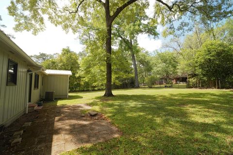 Tiny photo for 1506 Sharon Road, Tallahassee, FL 32303 (MLS # 398741)