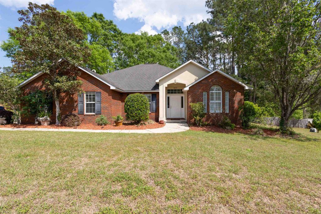 Photo of 6335 Belgrand Drive, Tallahassee, FL 32312 (MLS # 398997)