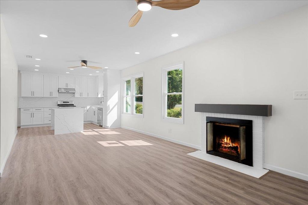 Photo of 400 Talaflo Street St, Tallahassee, FL 32308 (MLS # 392541)