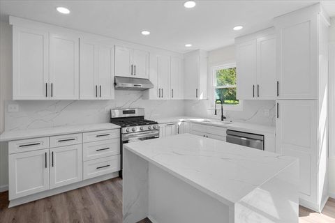 Tiny photo for 400 Talaflo Street St, Tallahassee, FL 32308 (MLS # 392541)