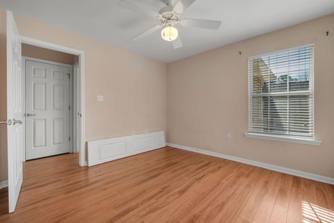 Tiny photo for 1320 Hendrix Road #105, Tallahassee, FL 32301 (MLS # 396059)