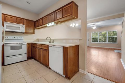 Tiny photo for 1320 Hendrix Road #105, Tallahassee, FL 32301 (MLS # 396059)