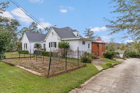 Tiny photo for 1614 S Meridian Street, Tallahassee, FL 32301 (MLS # 396437)