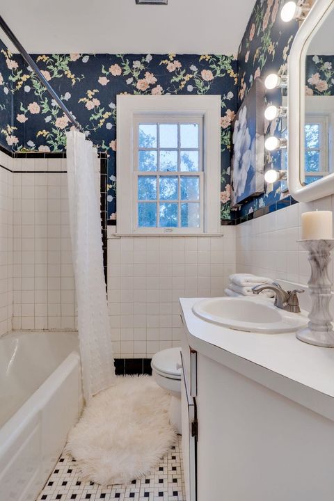 Tiny photo for 1614 S Meridian Street, Tallahassee, FL 32301 (MLS # 396437)