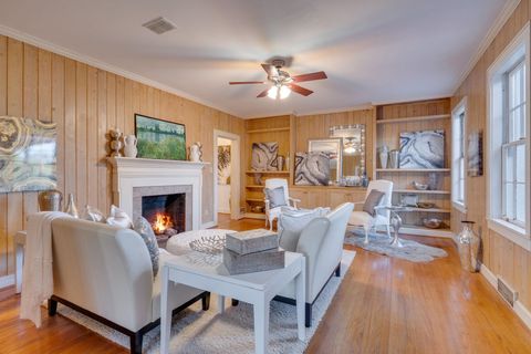 Tiny photo for 1614 S Meridian Street, Tallahassee, FL 32301 (MLS # 396437)